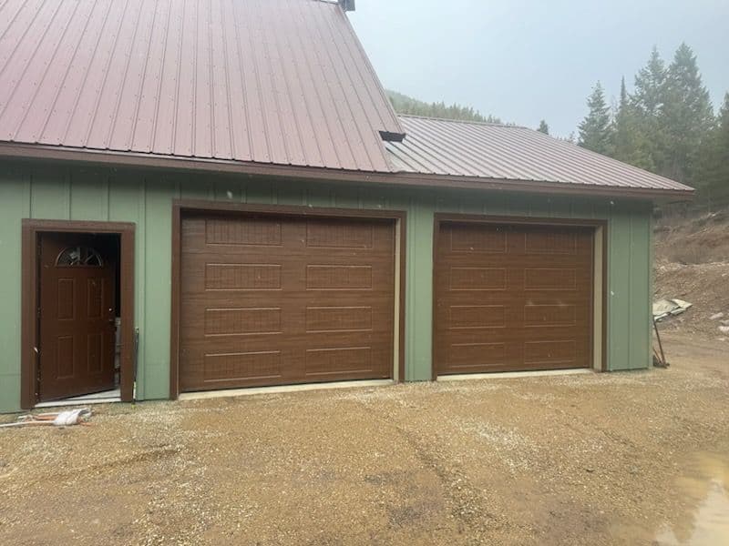 Gallery photos for Sleek New Garage Doors Near Miller Creek: Image #1
